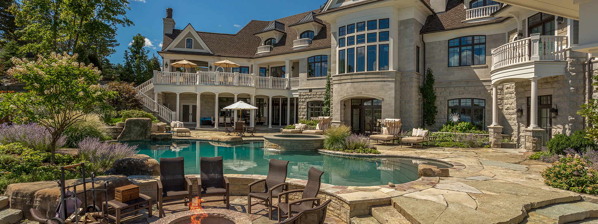 Luxurious Home For Sale